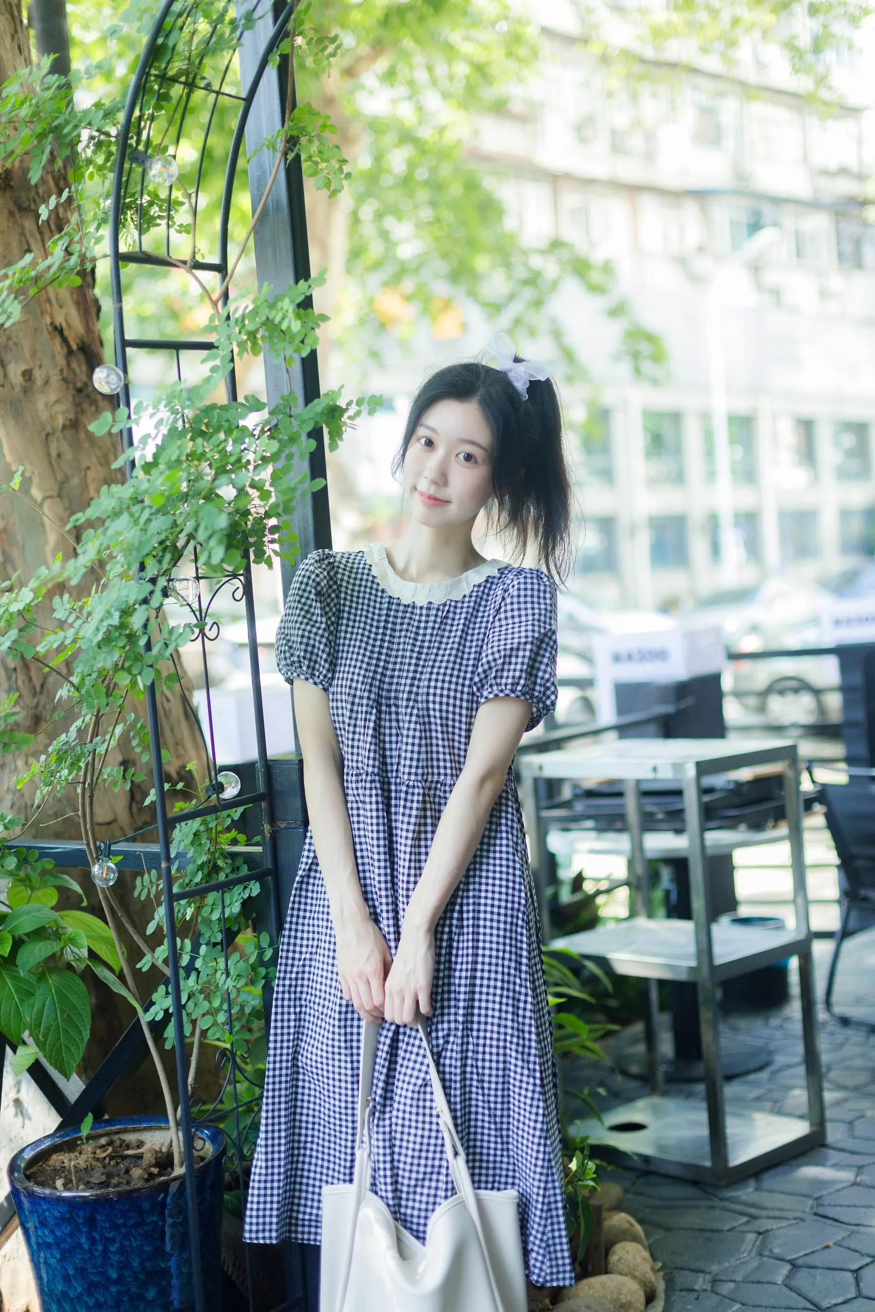 [YITUYU艺图语]2022.08.02 今日暂停营业 饲猫少女- [40P]插图5